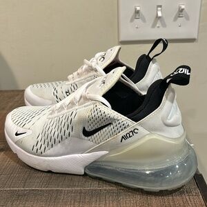 Nike Air Max 270